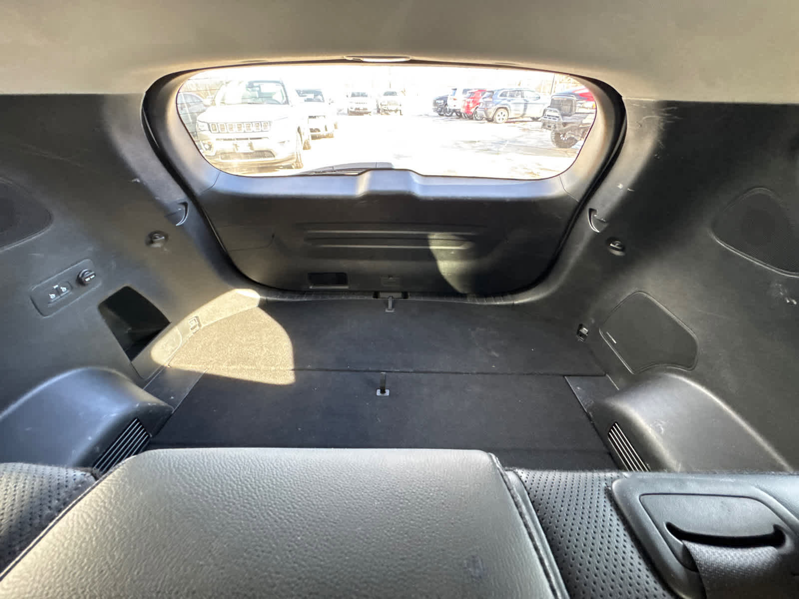 Used 2022 Hyundai Santa Fe SEL w/ Convenience + Premium Package image 37