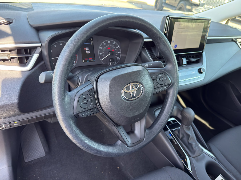 Used 2024 Toyota Corolla LE image 33