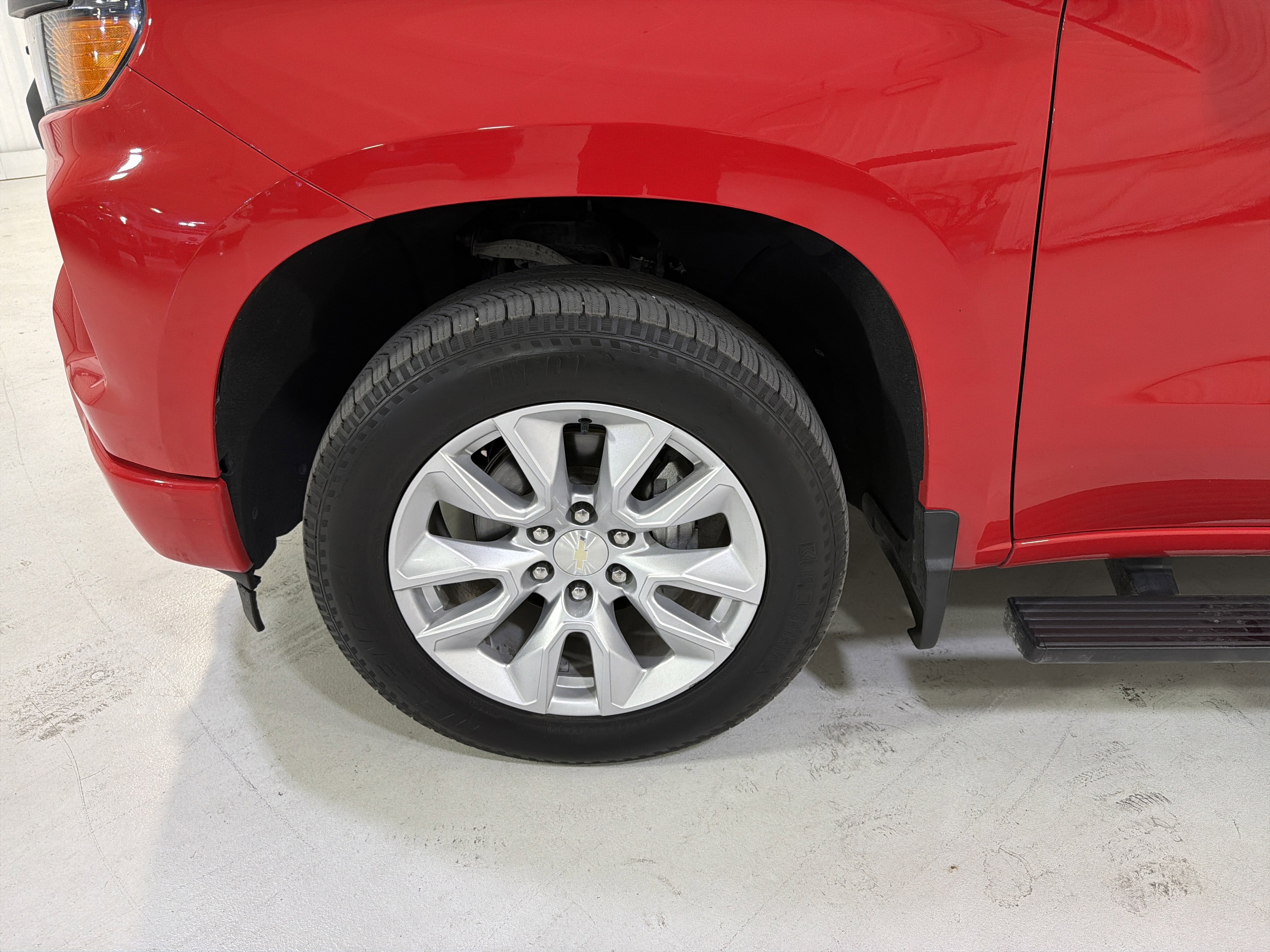 Used 2022 Chevrolet Silverado 1500 Custom image 9