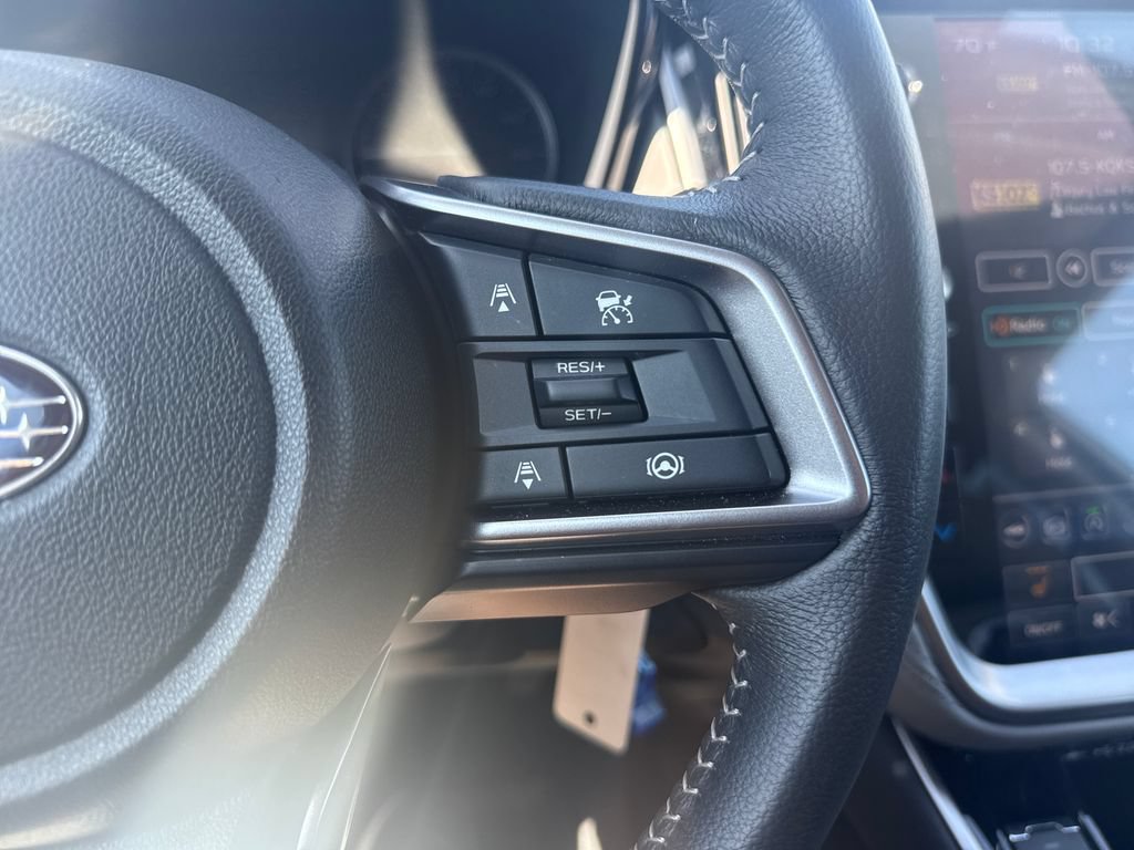 Used 2025 Subaru Outback Premium AWD/4WD image 16