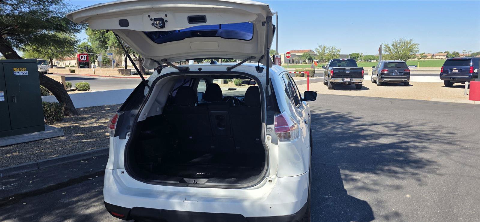 Used 2016 Nissan Rogue S FWD image 10