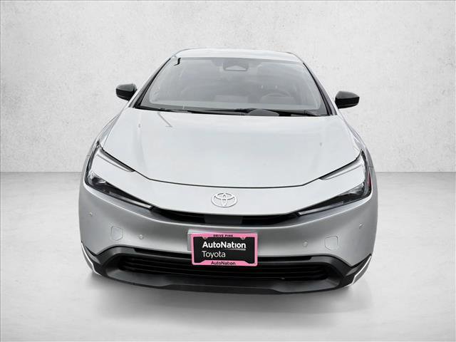 Used 2024 Toyota Prius LE video 2