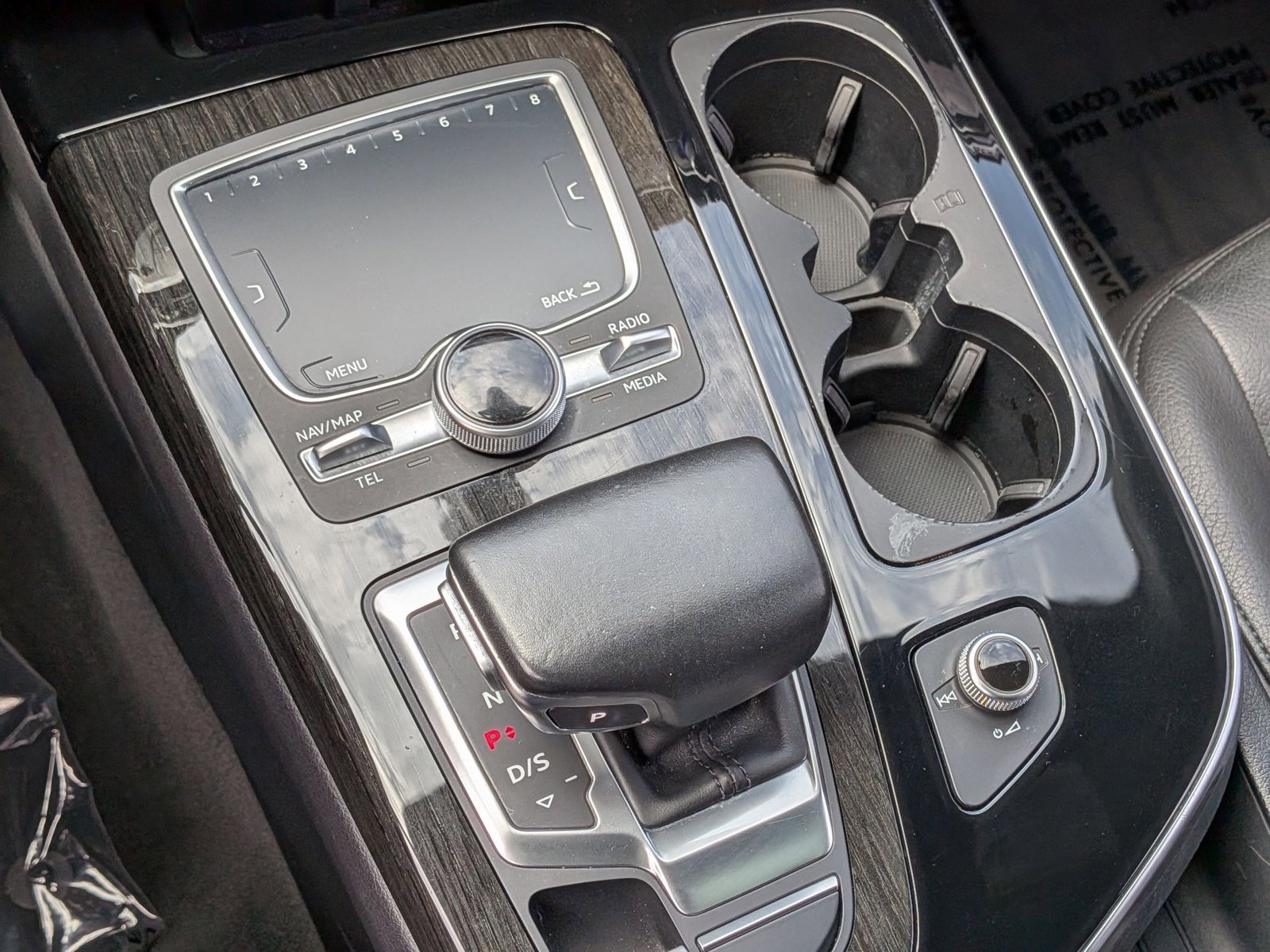 Used 2017 Audi Q7 3.0T Premium Plus image 12