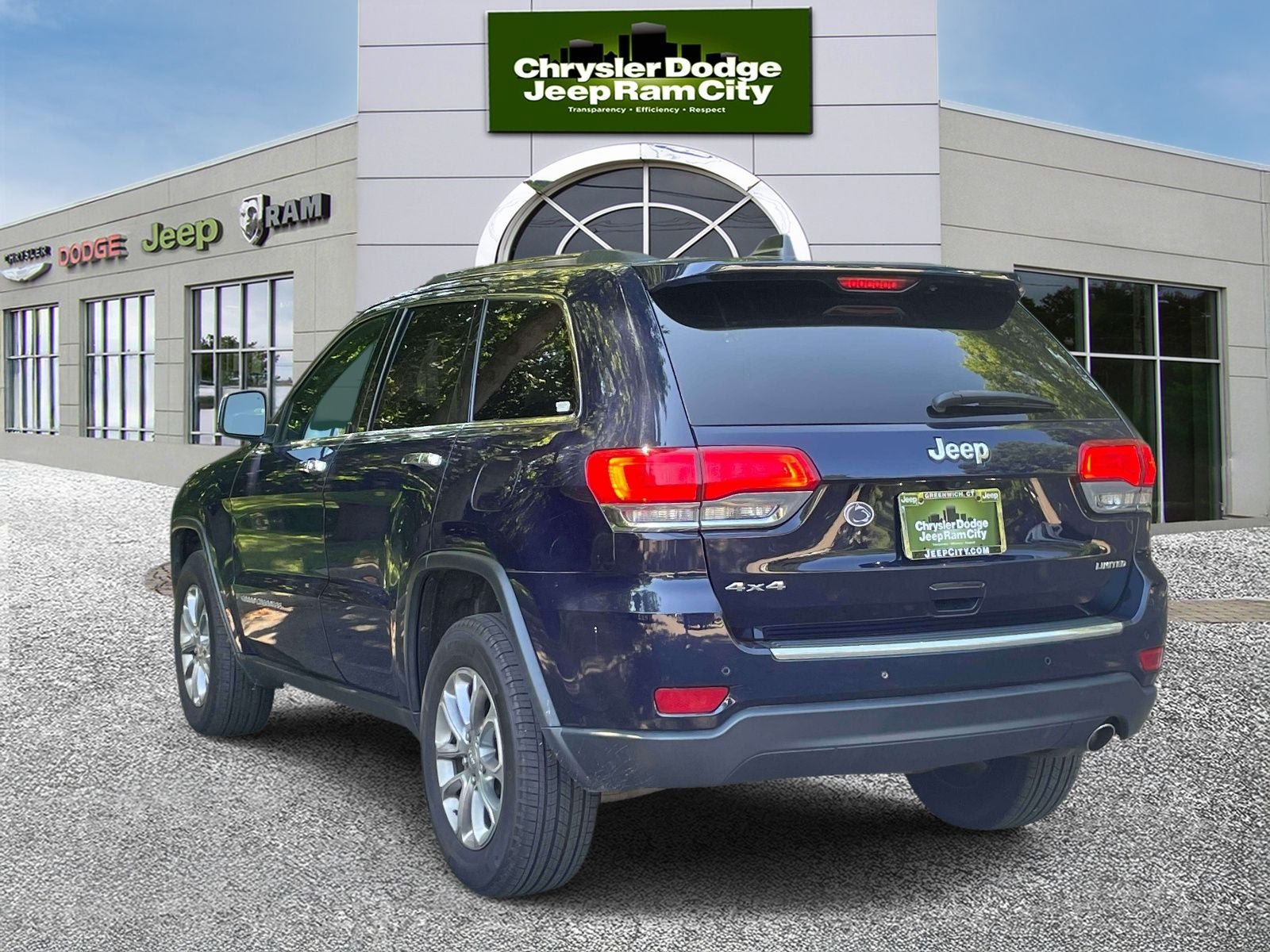 Used 2016 Jeep Grand Cherokee Limited AWD/4WD image 6
