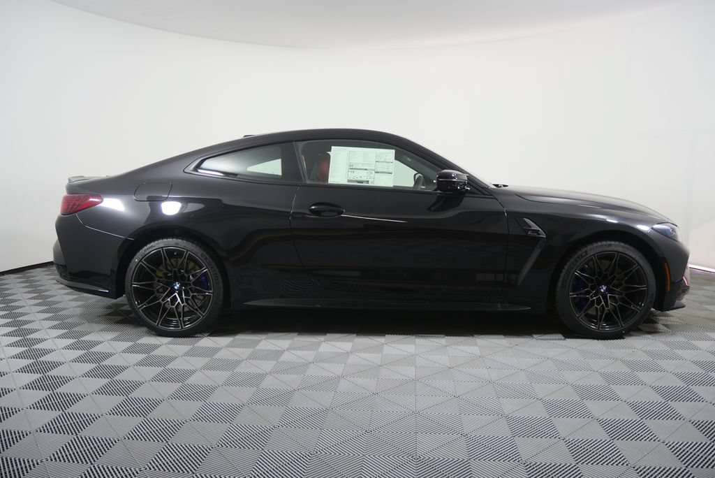 New 2027 BMW M4 Competition RWD image 2