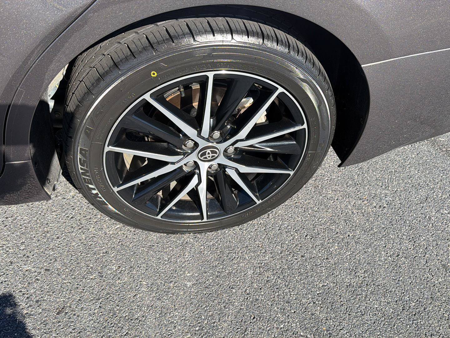 Used 2023 Toyota Camry SE FWD image 39