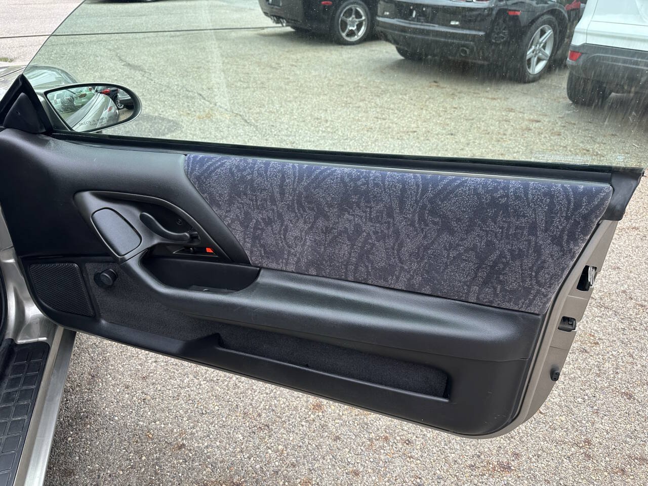 Used 2002 Chevrolet Camaro LT RWD image 20