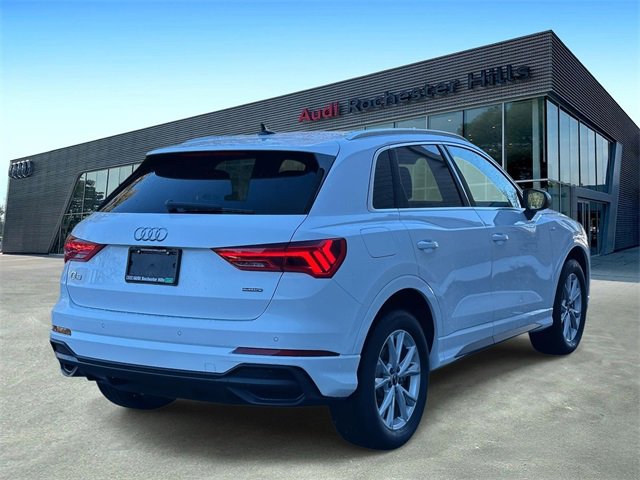 Certified 2025 Audi Q3 2.0T Premium w/ Convenience Package image 5