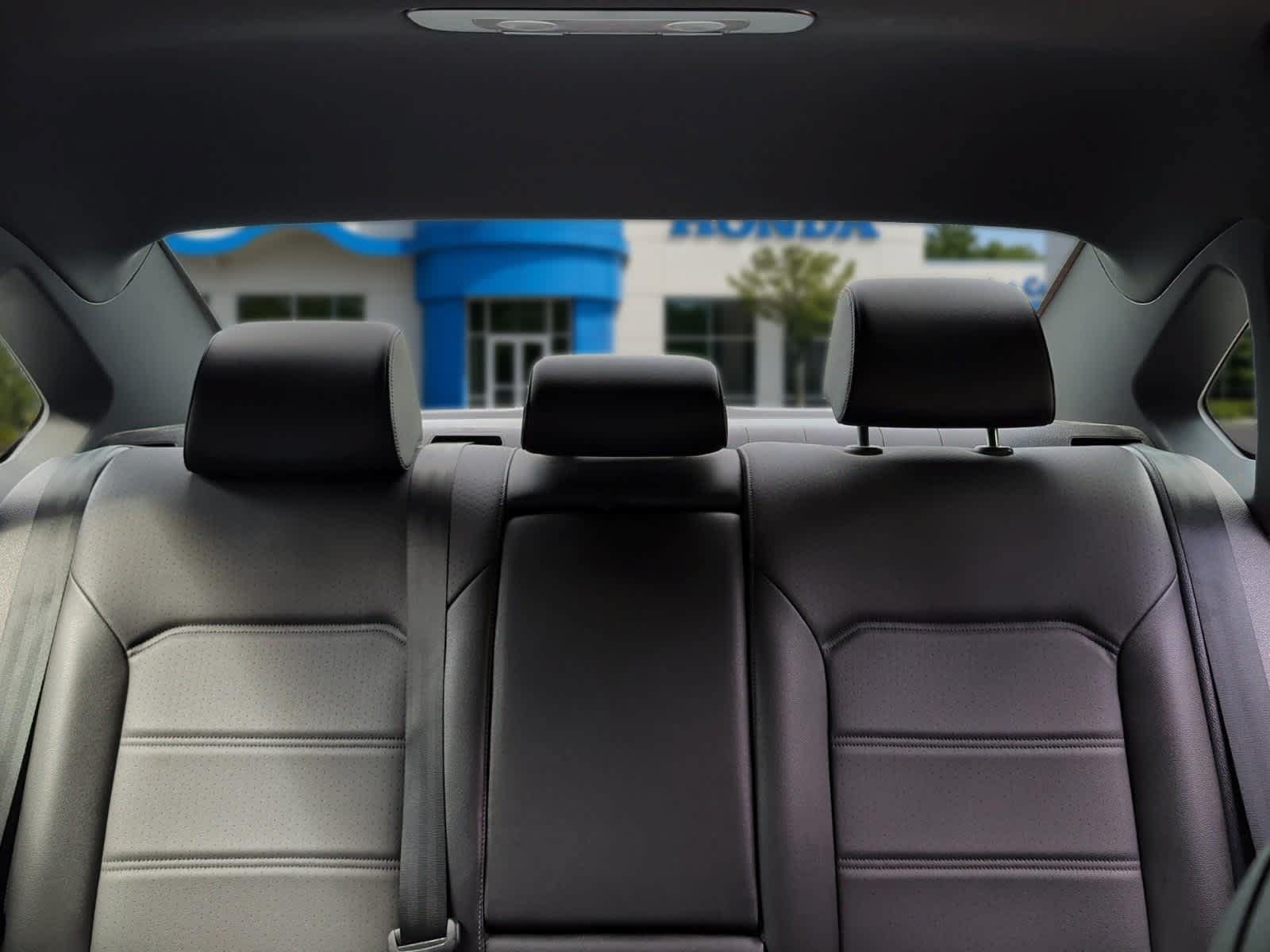 Used 2021 Volkswagen Passat 2.0T R-Line w/ Luggage Net & Mats Package FWD image 26