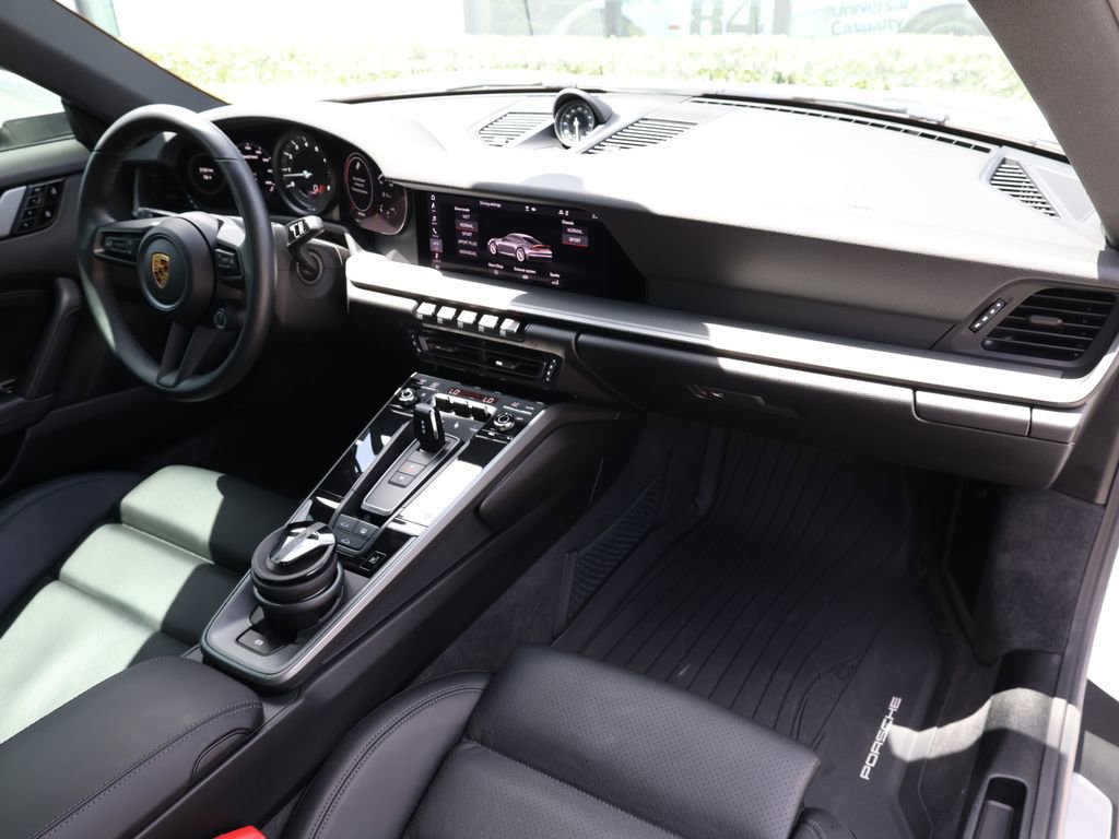 Used 2020 Porsche 911 Carrera w/ Sport Chrono Package RWD image 18