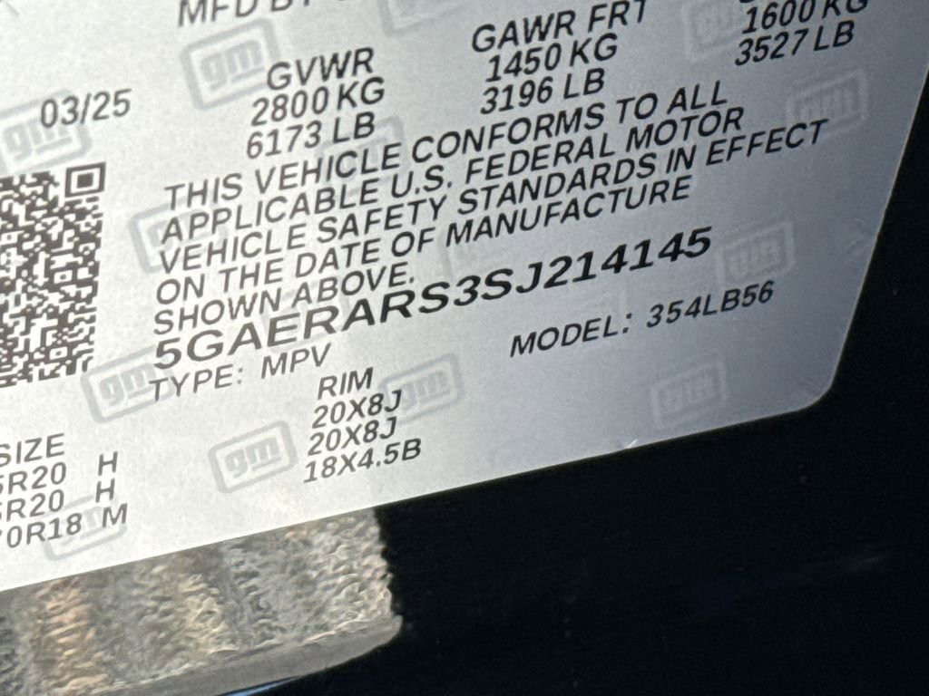 Certified 2025 Buick Enclave Preferred image 32