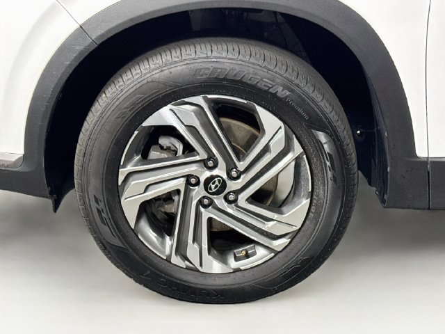 Used 2023 Hyundai Santa Fe SEL AWD/4WD image 32
