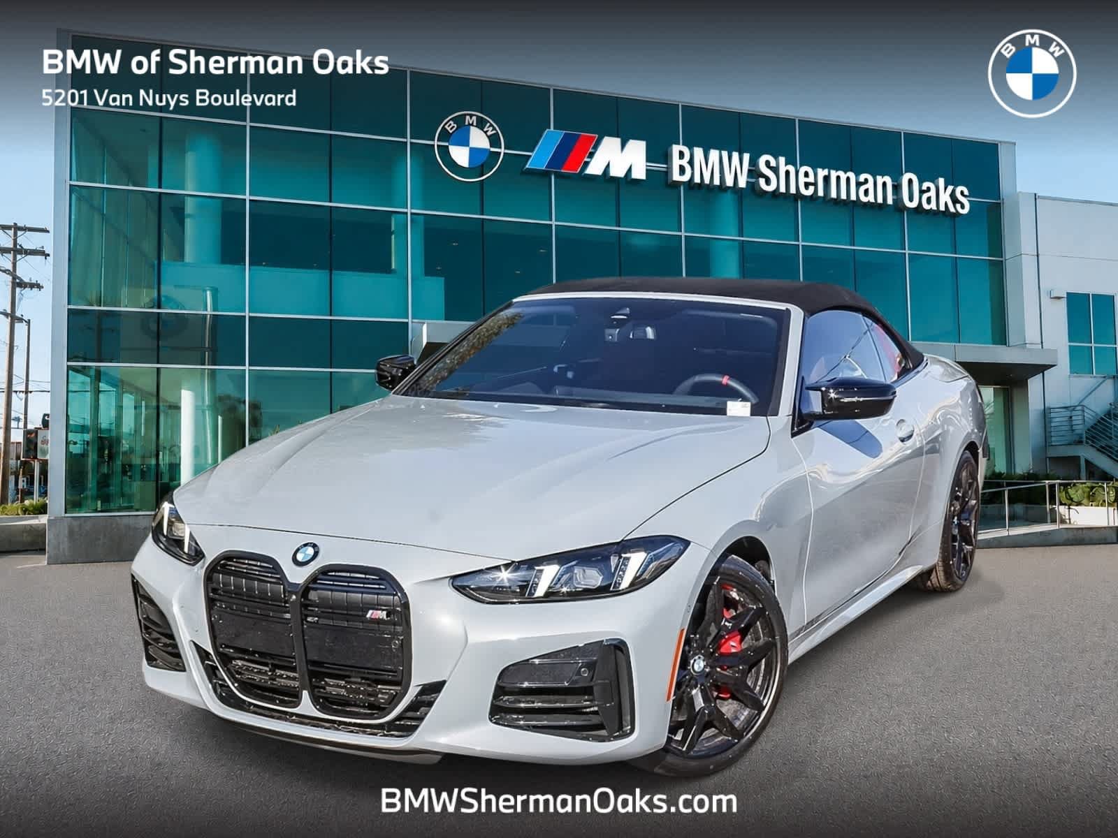 New 2026 BMW M440i Convertible w/ Premium Package RWD image 1