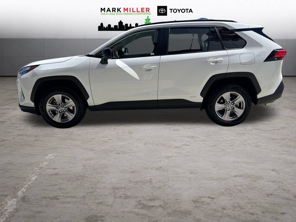 Certified 2024 Toyota RAV4 LE AWD/4WD image 2