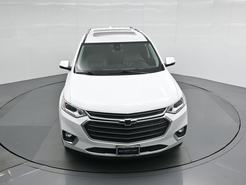 Used 2018 Chevrolet Traverse Premier w/ Driver Confidence II Package FWD image 37