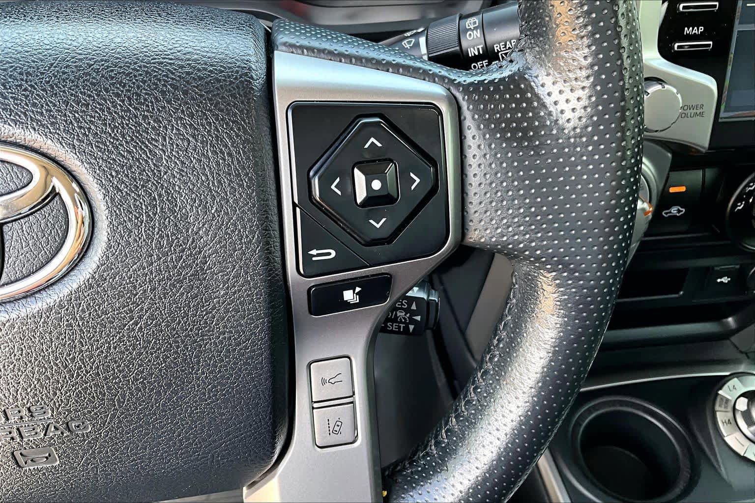 Used 2024 Toyota 4Runner SR5 Premium w/ Moonroof Package AWD/4WD image 23