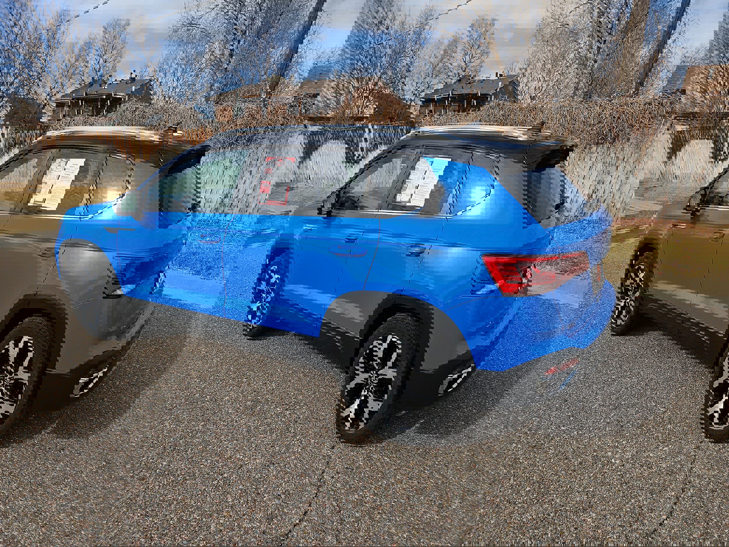 Used 2023 Volkswagen Taos SEL image 5