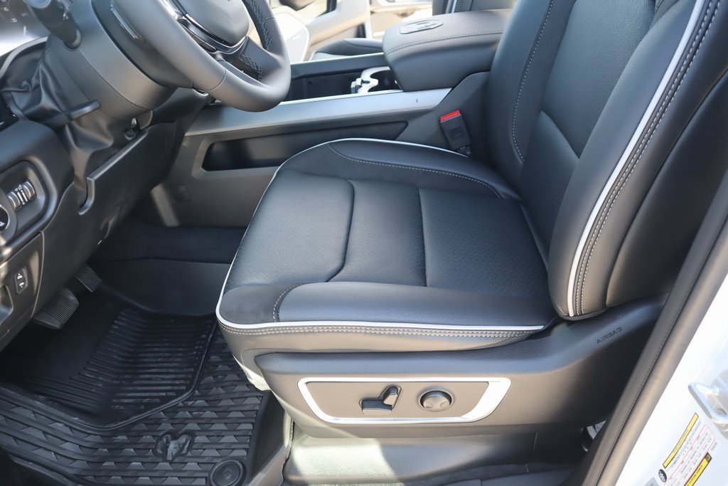 New 2026 RAM 1500 Laramie w/ Night Edition image 12
