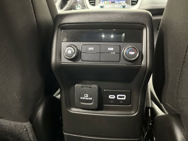 Used 2023 GMC Acadia SLE image 33