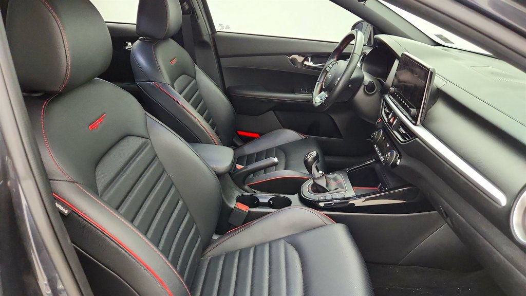 Used 2022 Kia Forte GT FWD image 25