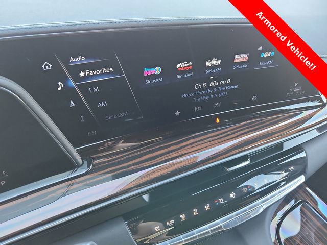 Used 2023 Cadillac Escalade ESV Premium Luxury w/ Performance Package AWD/4WD image 15