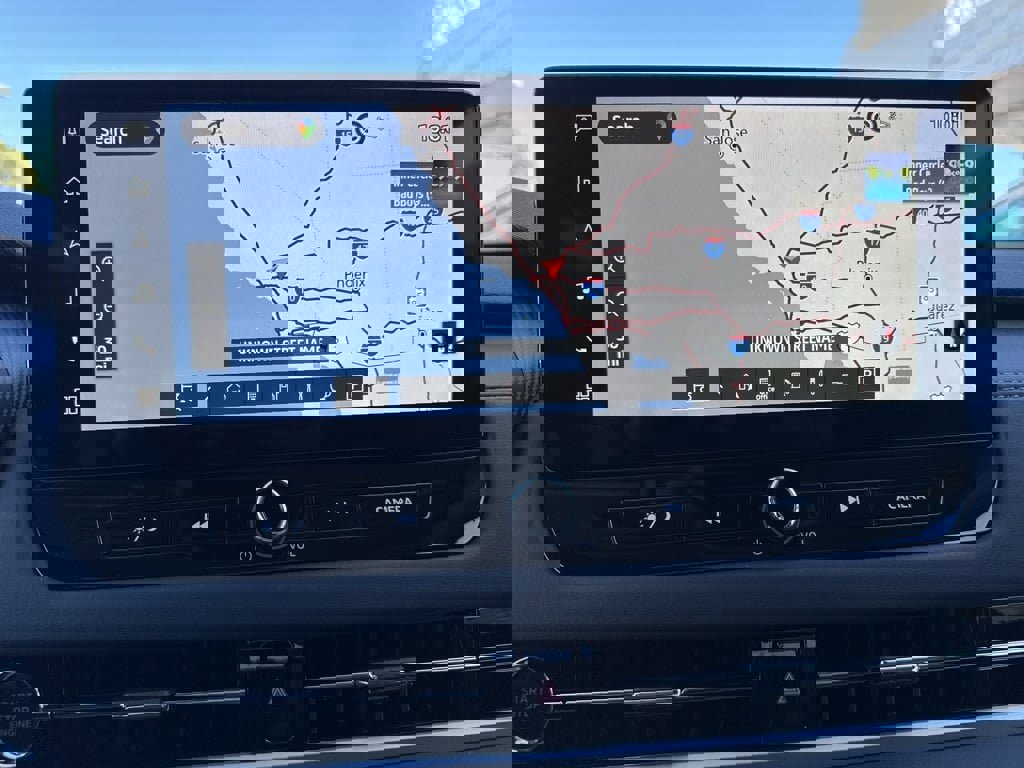 New 2025 Mitsubishi Outlander SE image 17