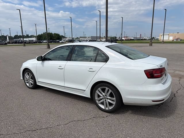 Used 2017 Volkswagen Jetta SEL FWD image 13