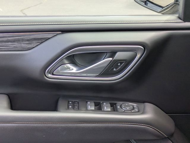 Used 2023 GMC Yukon SLT image 12