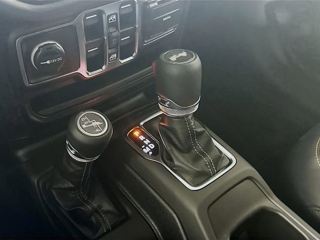 New 2025 Jeep Wrangler Sahara w/ Technology Group image 12