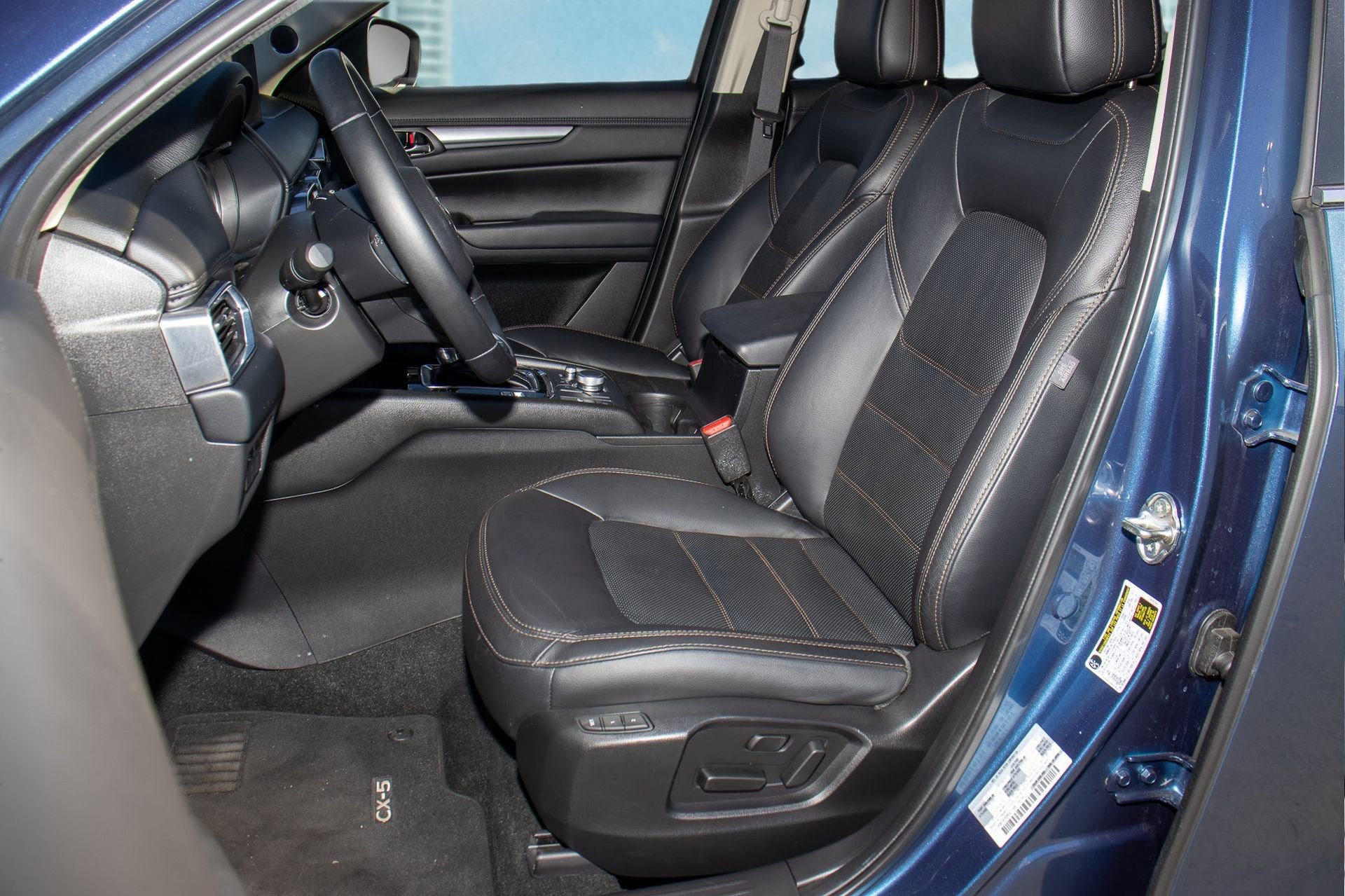 Used 2021 MAZDA CX-5 Touring w/ Touring Preferred SV Package image 17