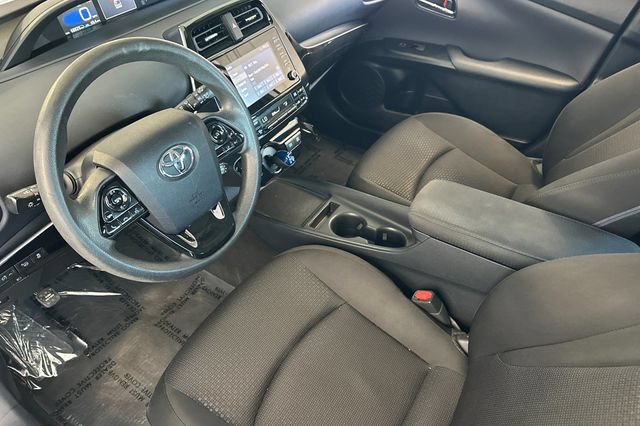 Used 2020 Toyota Prius LE FWD image 11