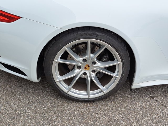 Certified 2017 Porsche 911 Carrera 4 image 13