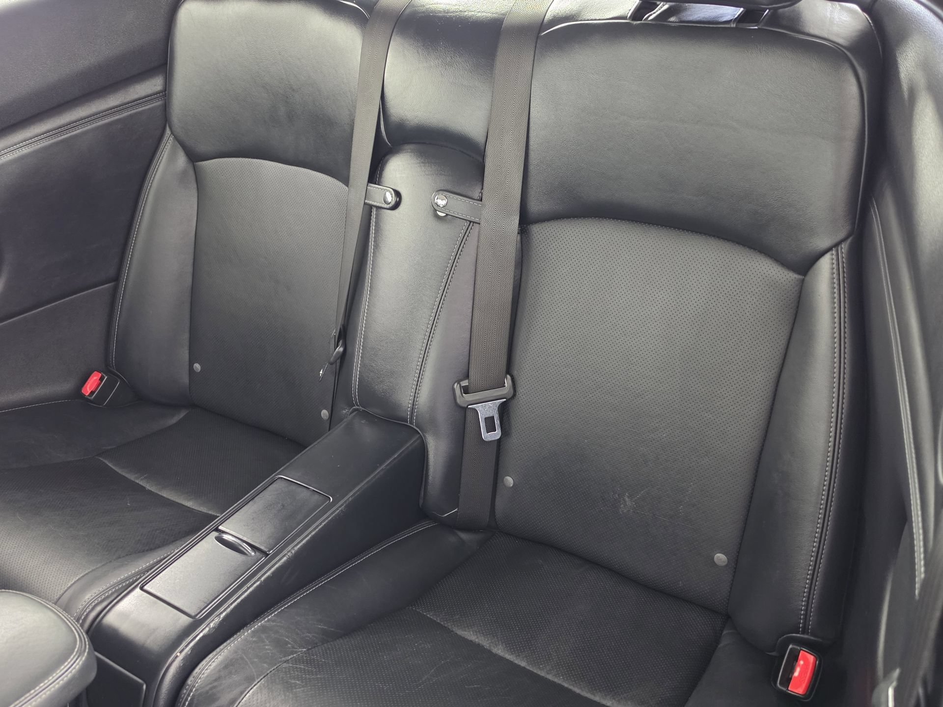 Used 2010 Lexus IS 350C RWD image 32