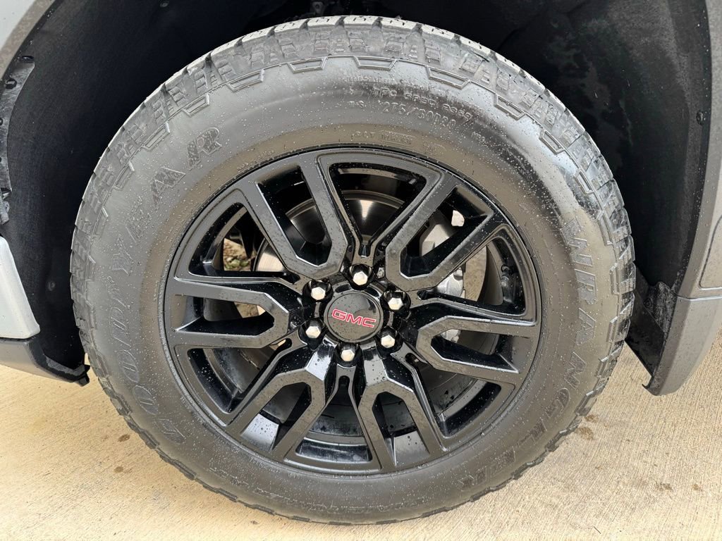 Used 2024 GMC Sierra 1500 Elevation w/ Elevation Premium Package image 10