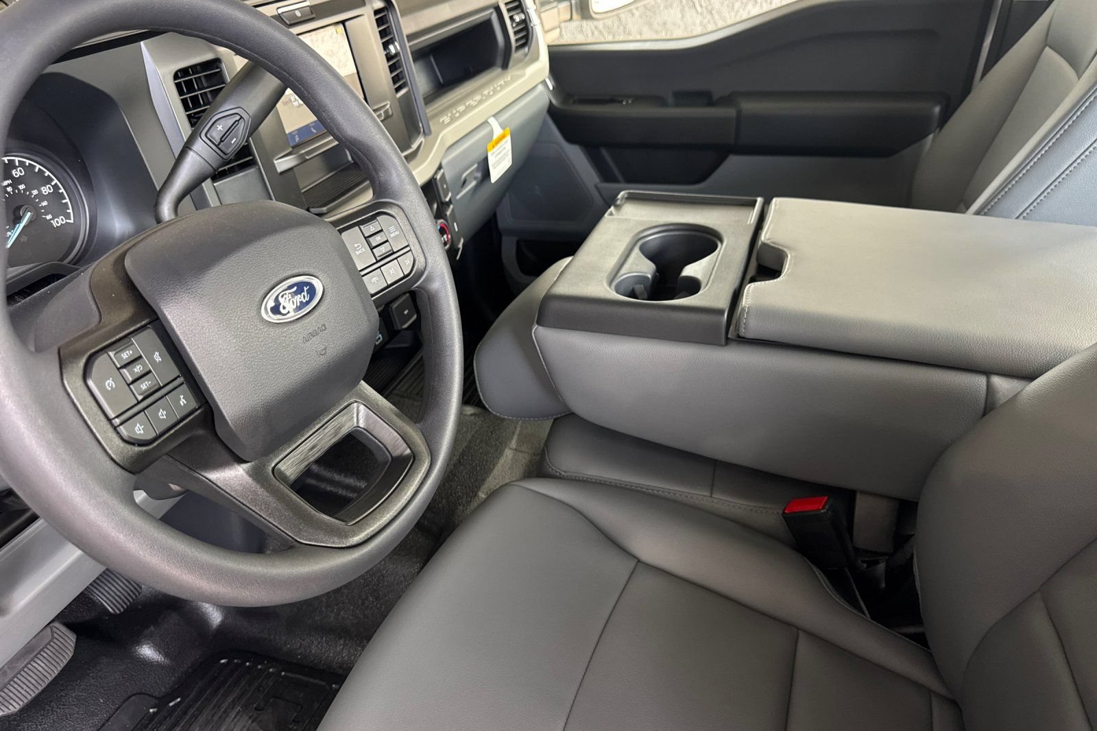 New 2026 Ford F250 XL AWD/4WD image 10