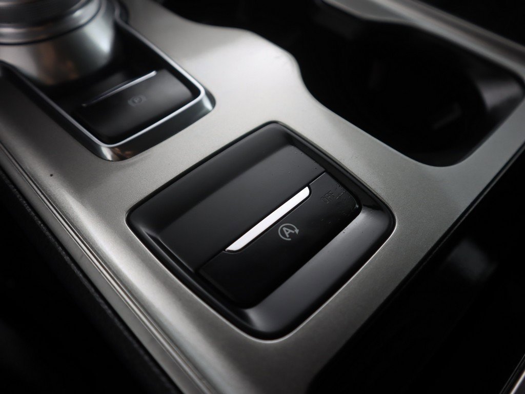 Used 2024 Ford Edge SEL image 48