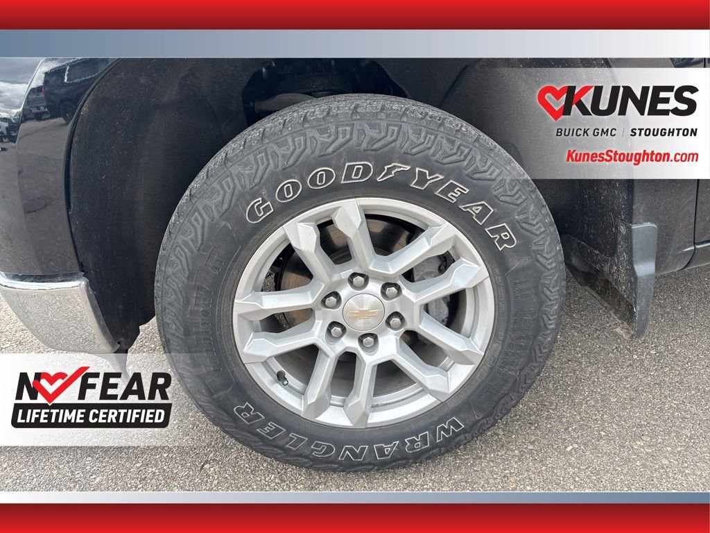 Used 2022 Chevrolet Silverado 1500 LT AWD/4WD image 16