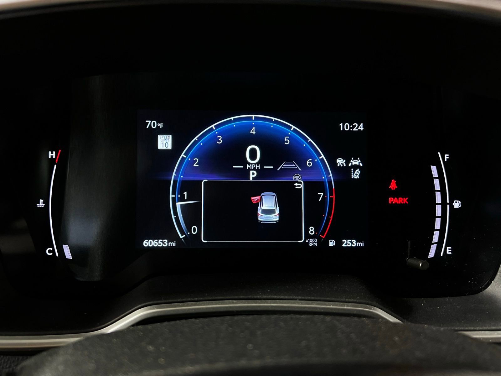 Used 2024 Toyota Corolla Cross XLE FWD image 10