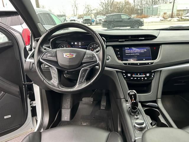 Used 2021 Cadillac XT5 Premium Luxury image 13