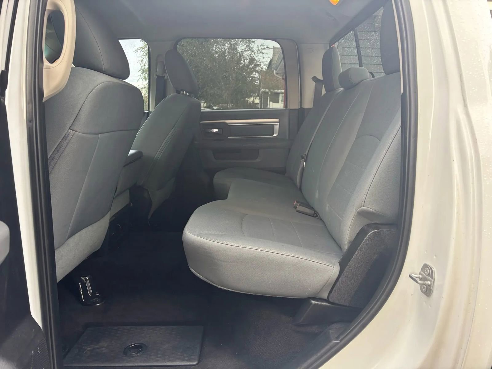 Used 2016 RAM 2500 SLT image 16