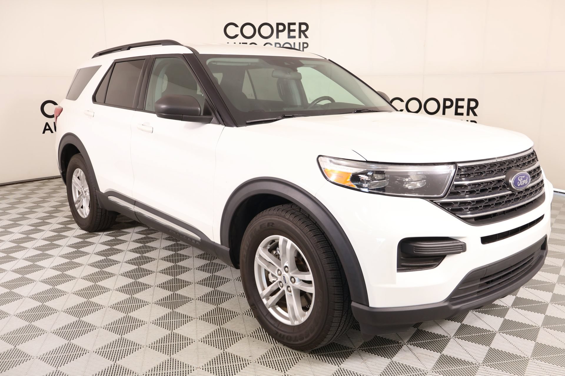Used 2023 Ford Explorer XLT