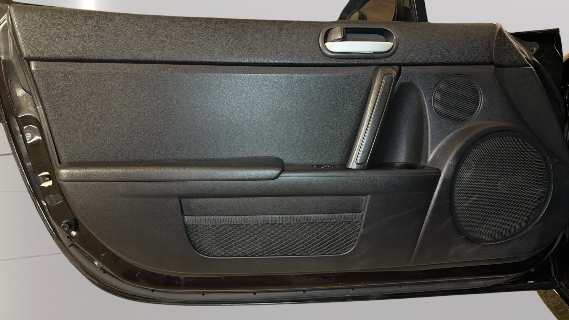 Used 2010 MAZDA MX-5 Miata Sport RWD image 22