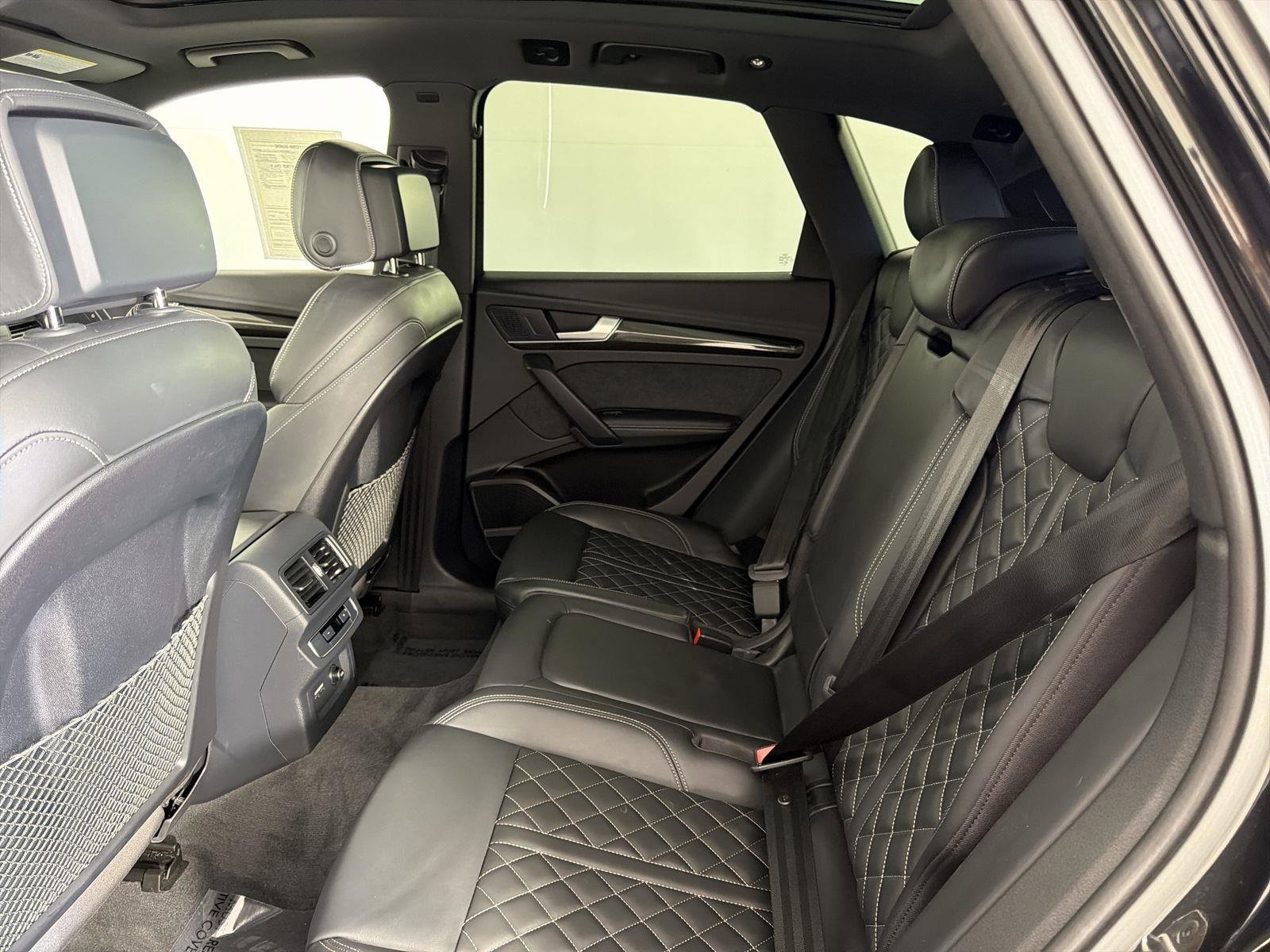 Used 2024 Audi SQ5 Premium Plus w/ Premium Plus Package image 26