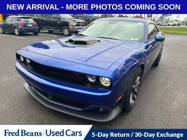 Used 2022 Dodge Challenger R/T Scat Pack w/ Shaker Package RWD image 6