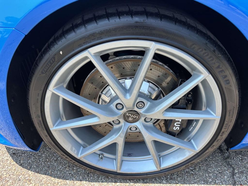 New 2025 Lotus Emira image 41