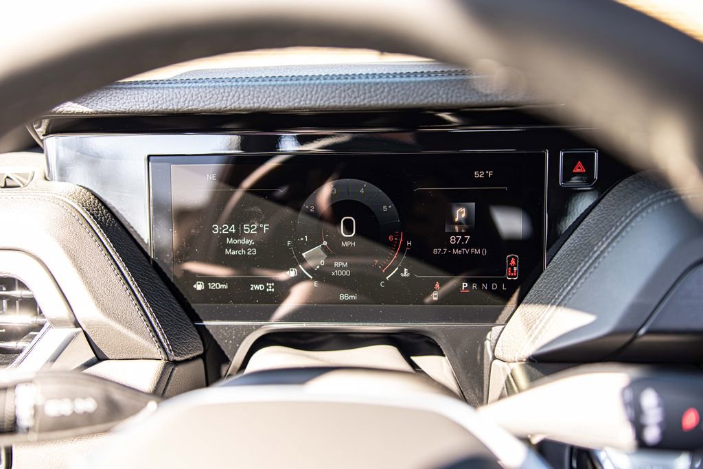 Used 2026 GMC Yukon Denali w/ Sun & Power Step Package image 25