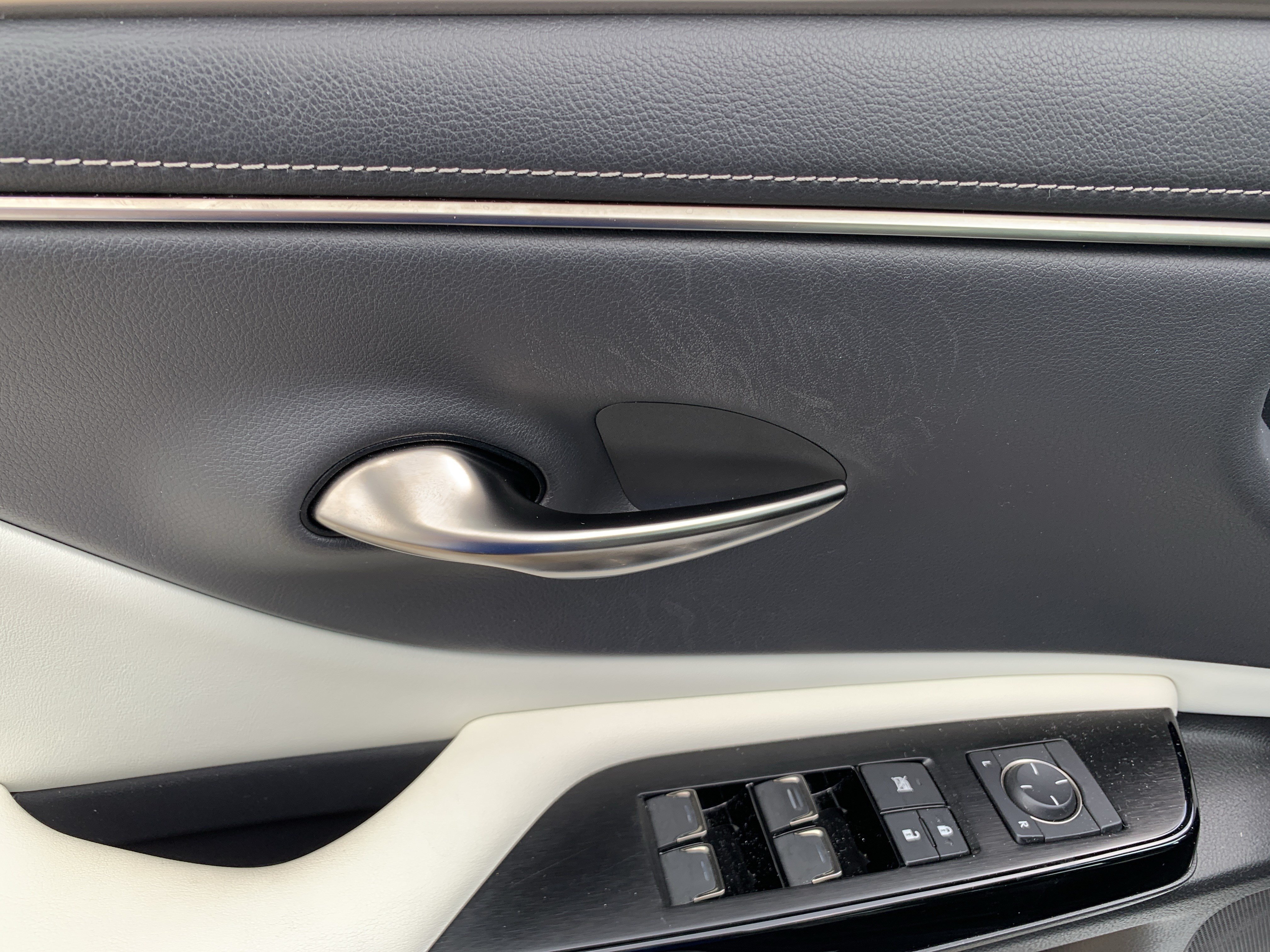 Used 2022 Lexus ES 300h F Sport w/ Accessory Package 2 FWD image 15