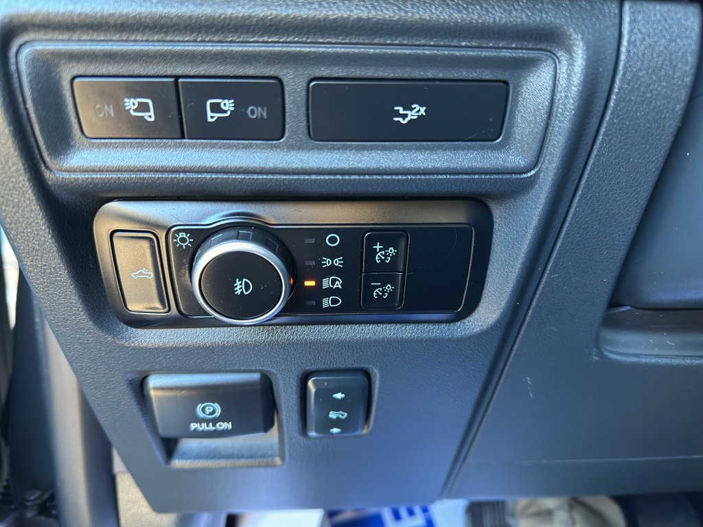Used 2024 Ford F150 Lariat image 15