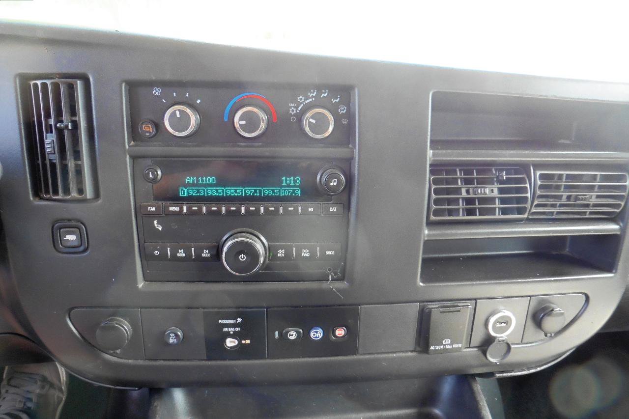 Used 2017 Chevrolet Express 3500 LT w/ LT Preferred Equipment Group RWD image 25