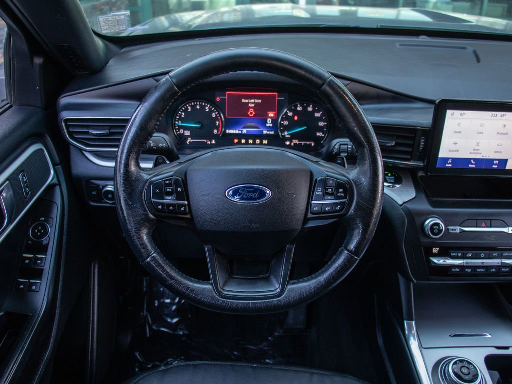 Used 2020 Ford Explorer XLT w/ Equipment Group 202A image 12